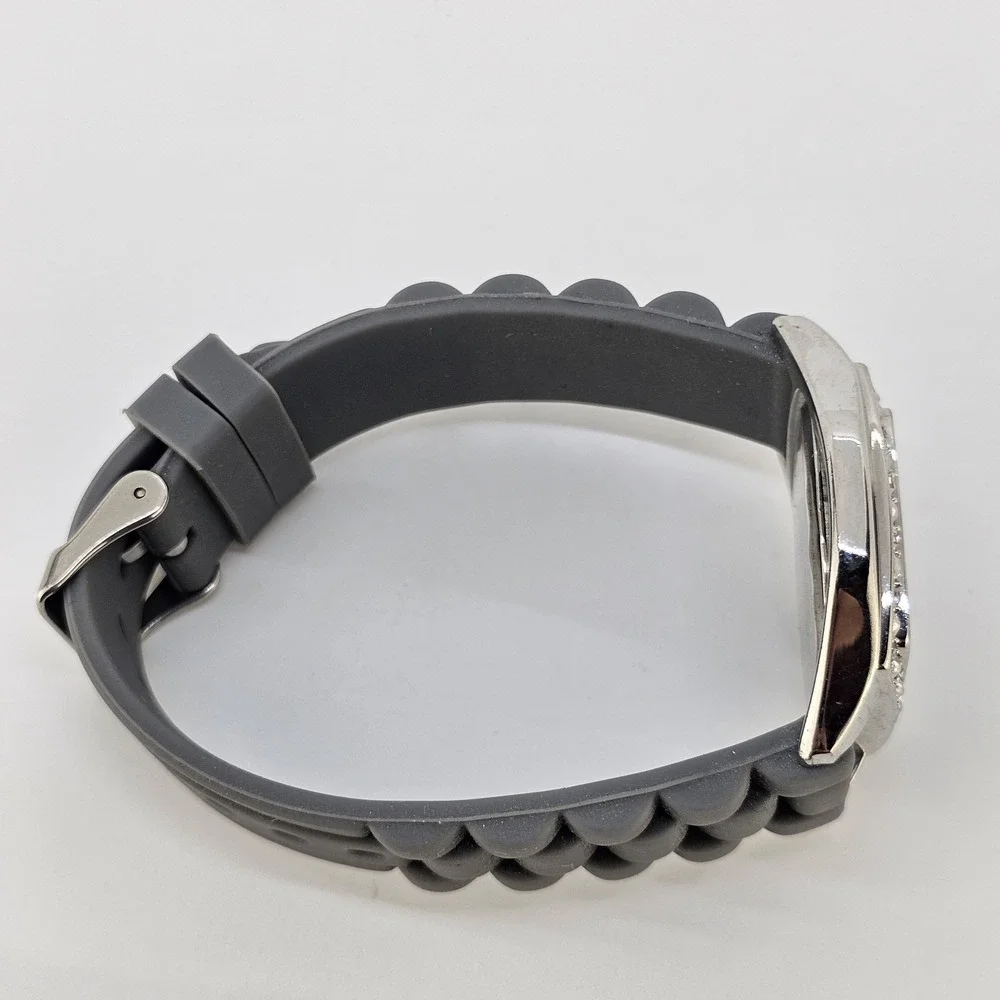Women's Analog Watch 40MM Gray Dial Case Gray Plastic Bands NEW Battery